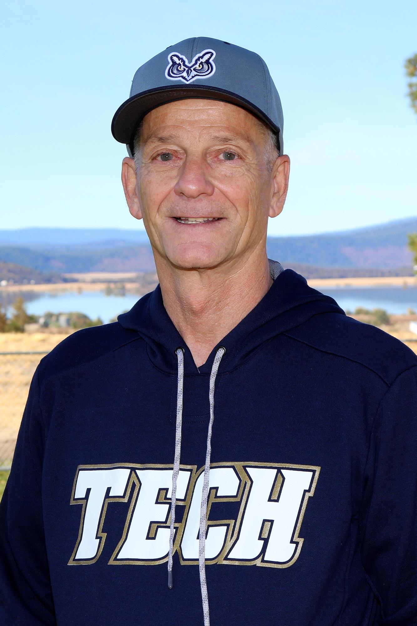Coach Leveque