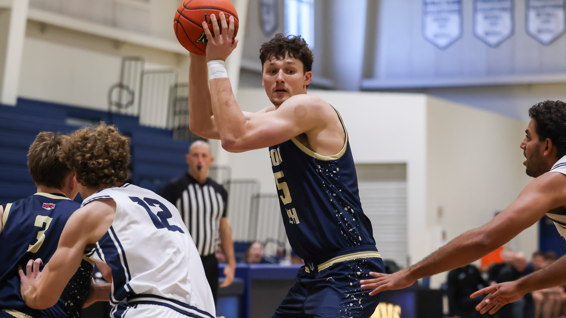 Cooper Named to Bevo Francis Award Watch List - Oregon Institute of ...