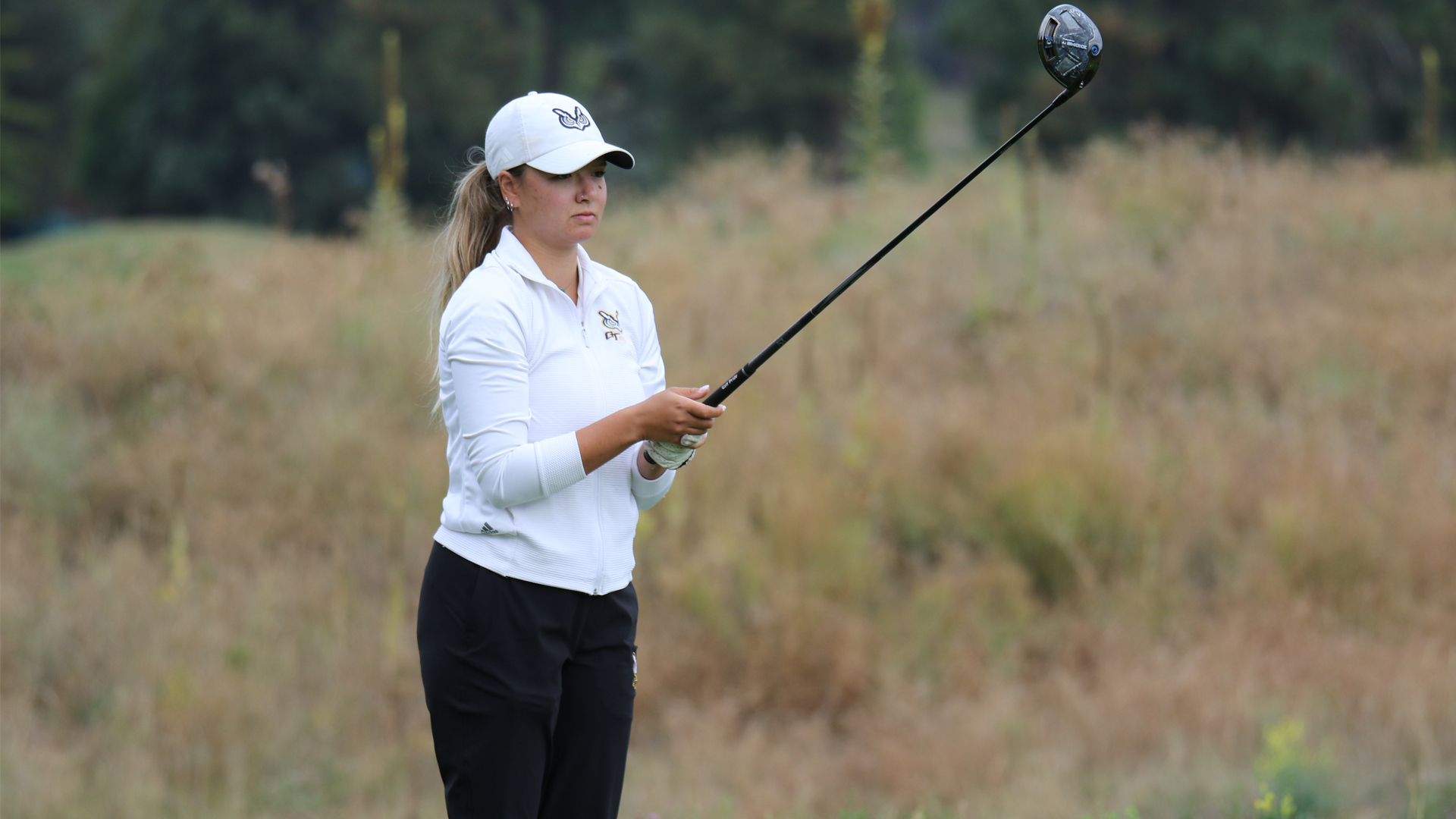 Hodgman_OIT25_RunningY