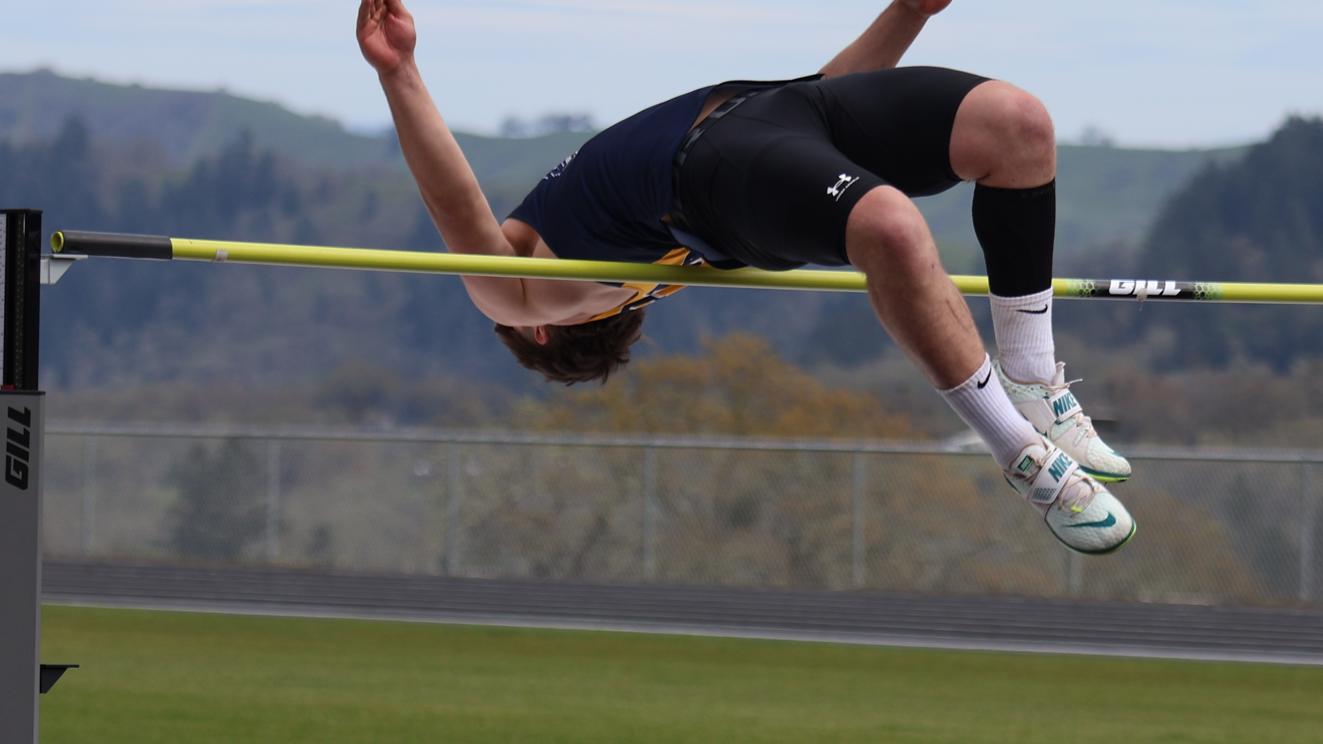 Eli Stevens High Jumps at UCC