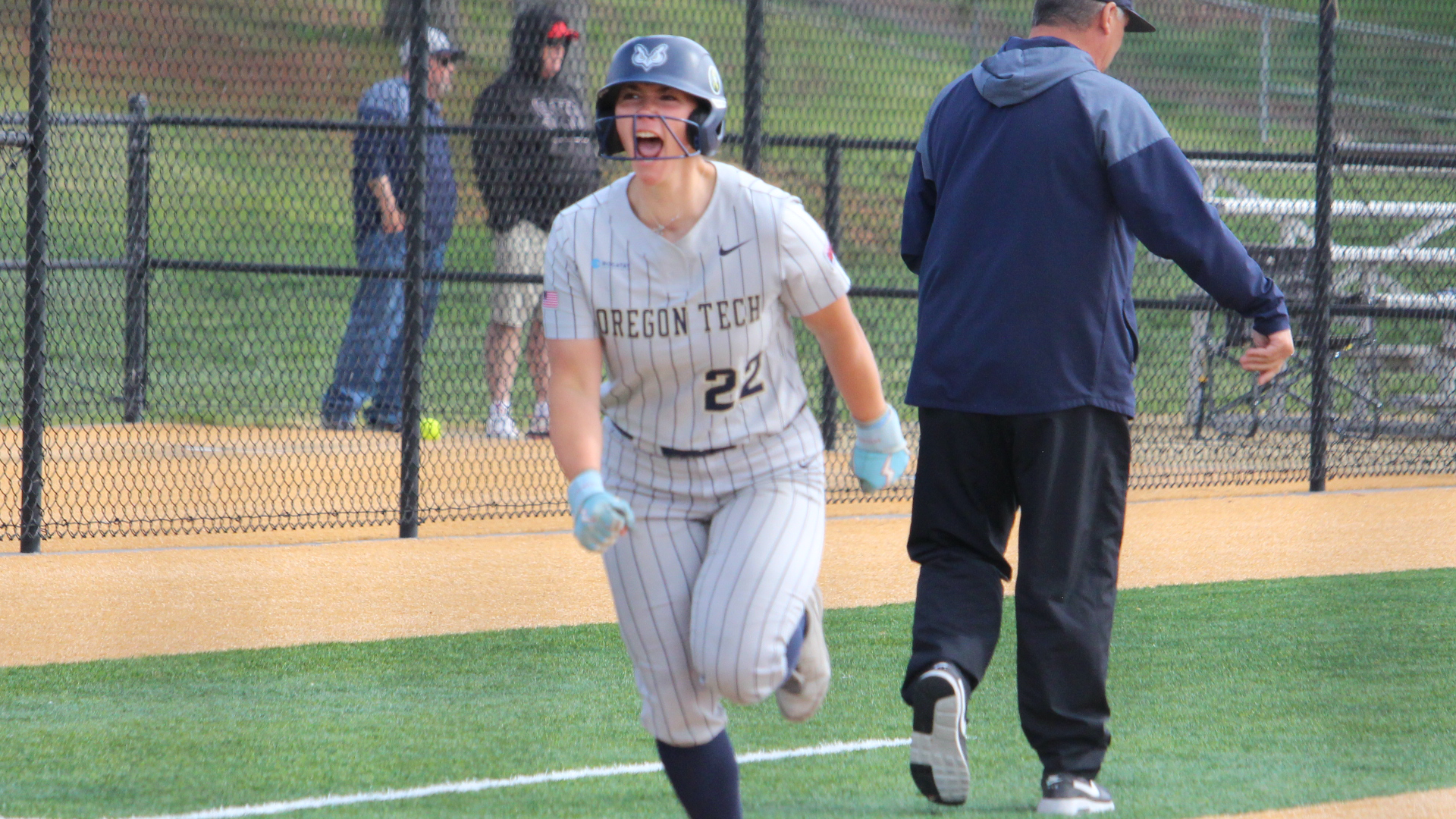 Kachnik scoring on a home run