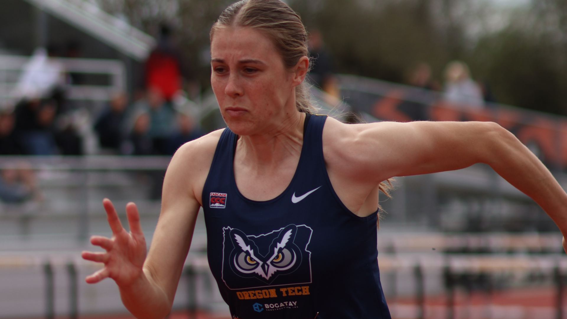 Sydney Soskis sprinting