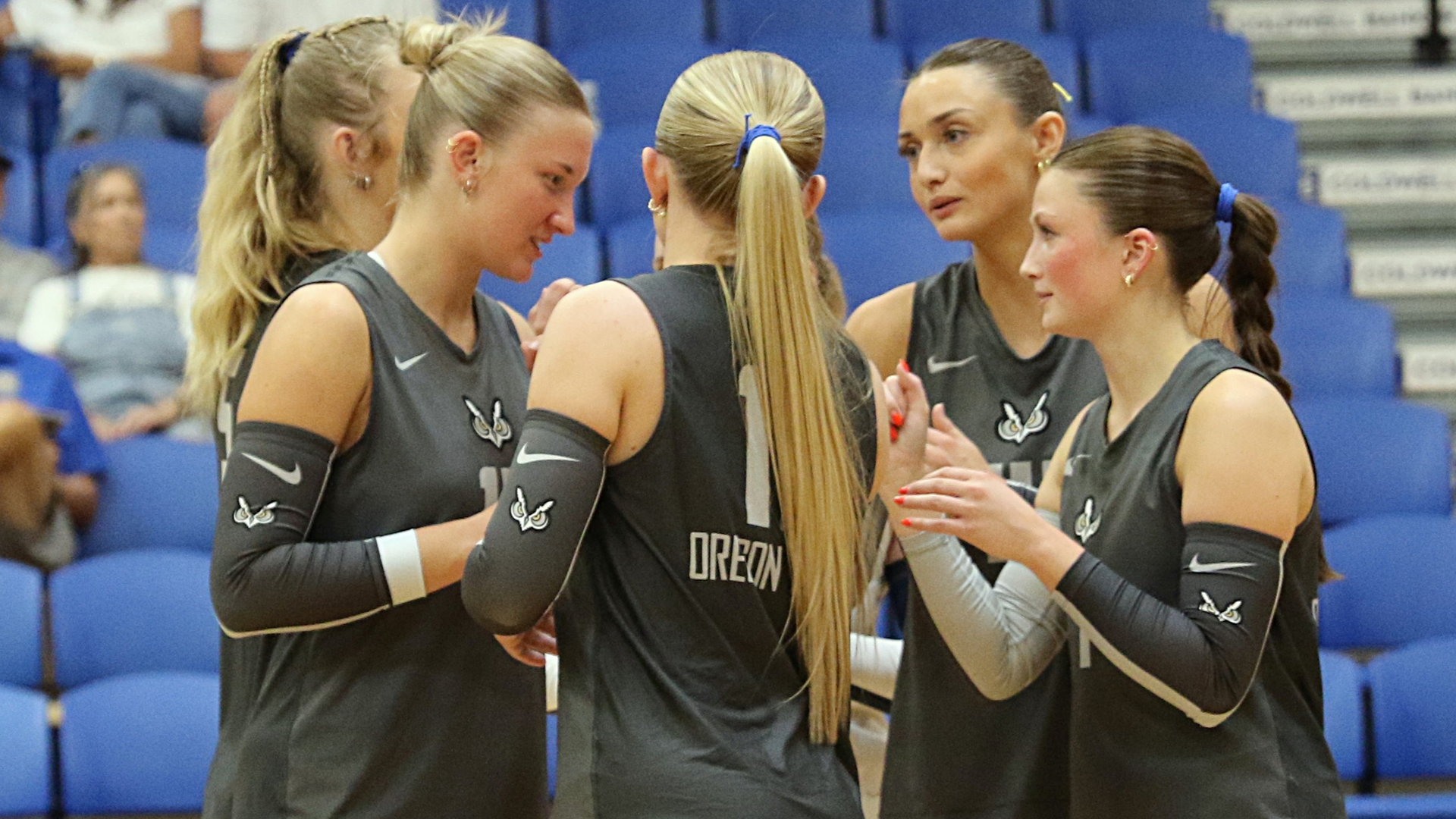 Huddle_SU_VB