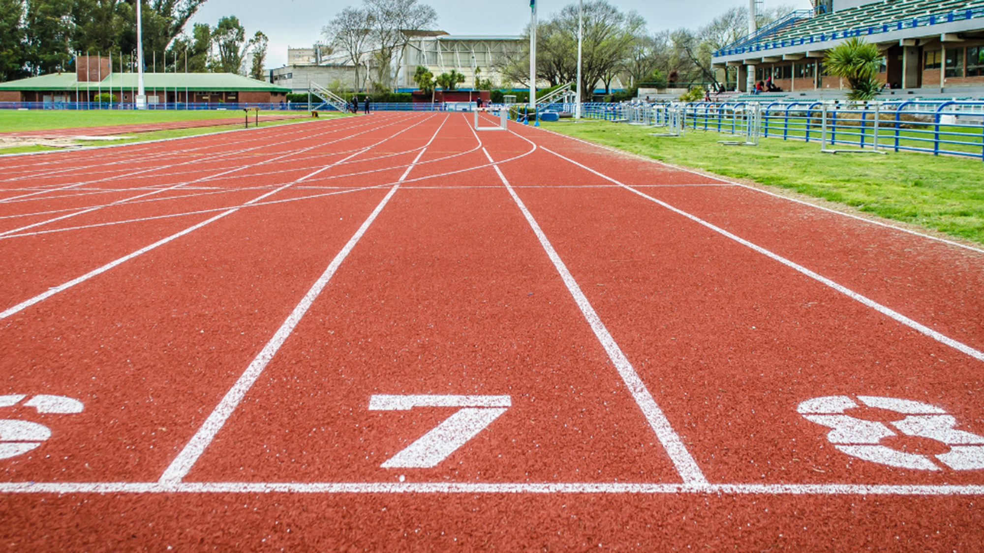 2025-NCAA-D2-OTRK-Qualify