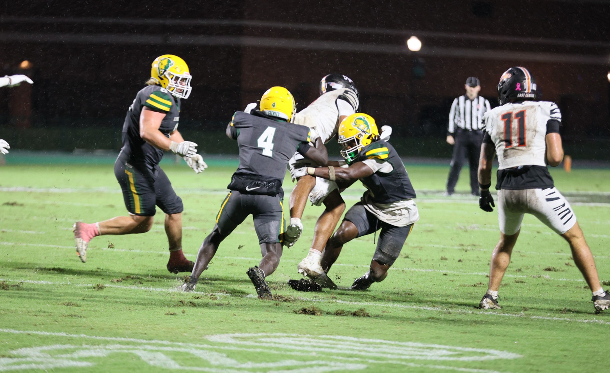 Getanda-Team-Tackle-ECU