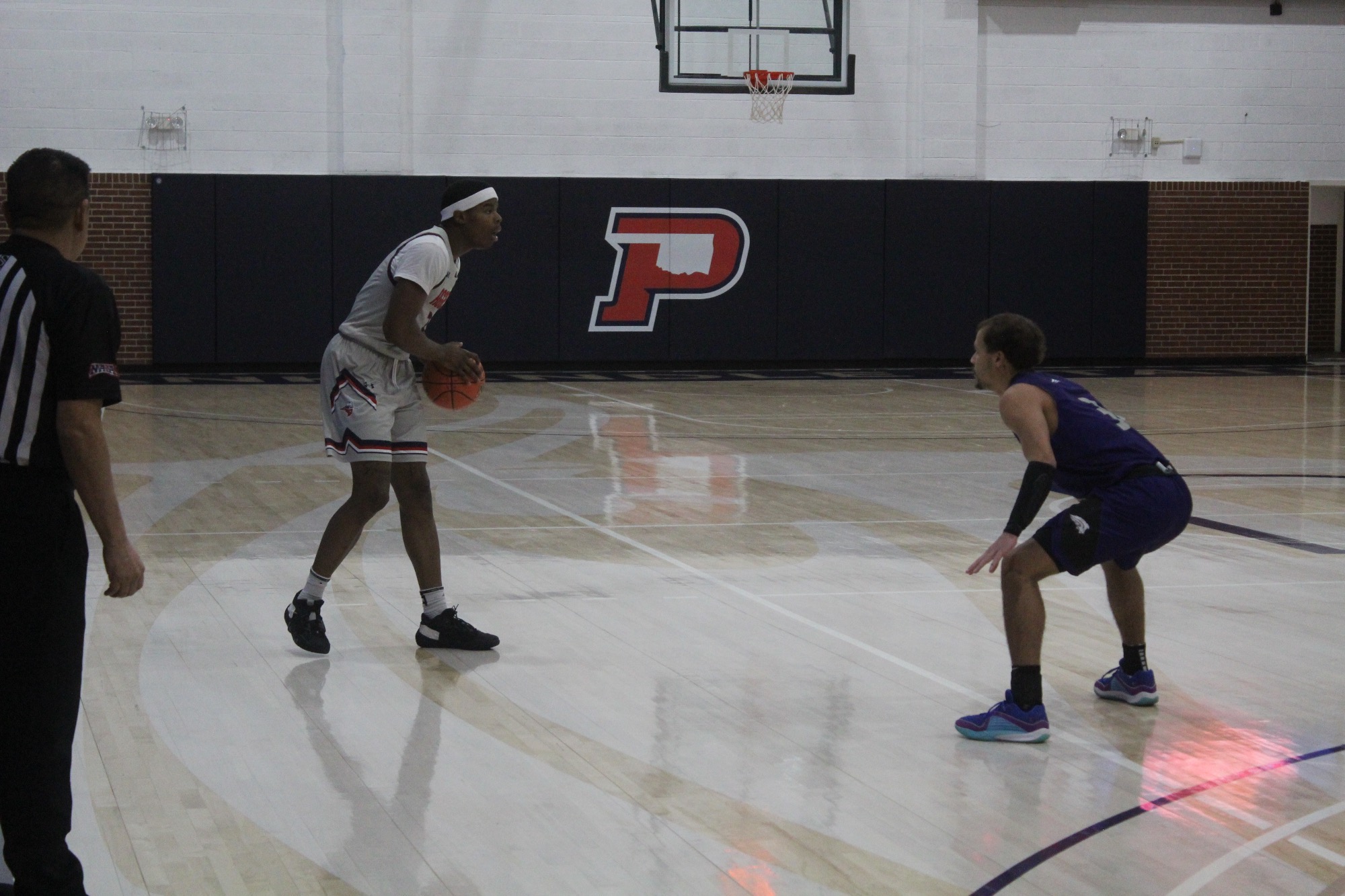 Men's Basketball falls in Tuesday matchup at Wayland Oklahoma