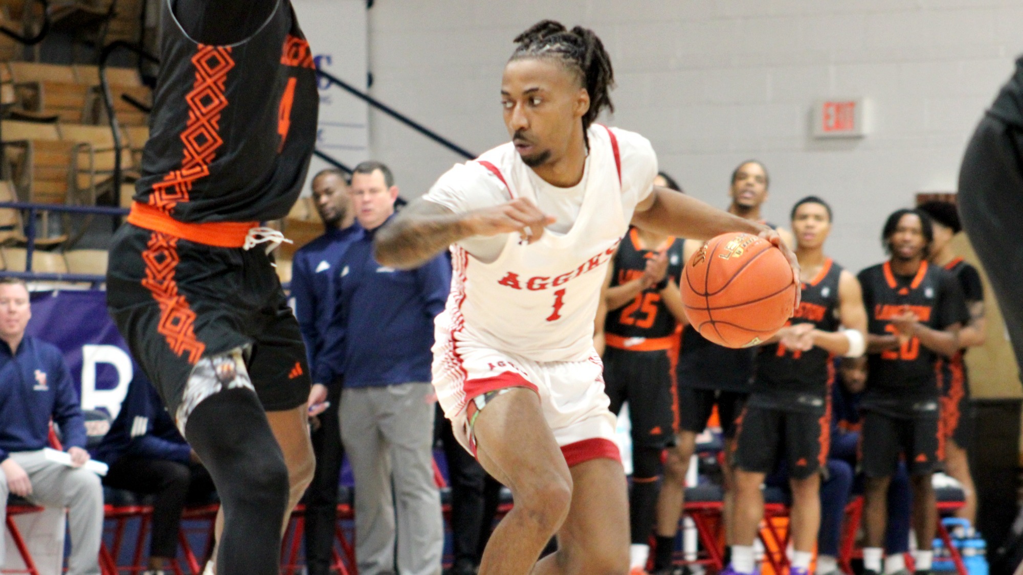 Campbell_Langston_Dribble