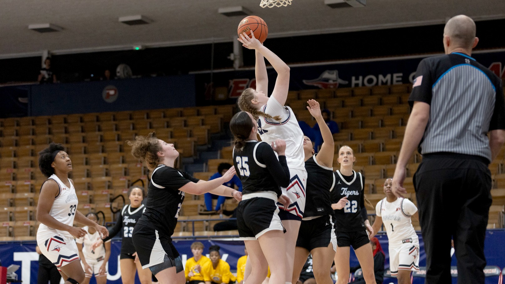 Bray_layup_CentralCHristian