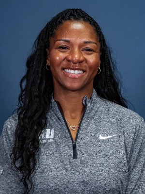 Cophie Anderson 25-26 Headshot
