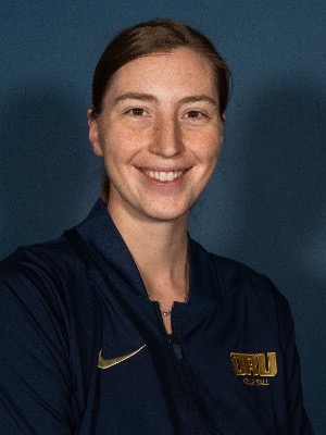 Annika Moulder Headshot