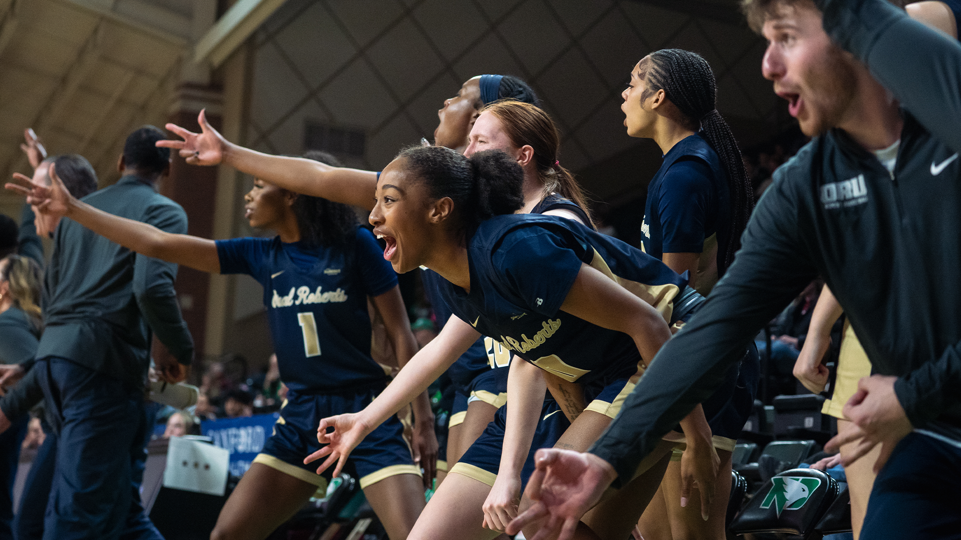 Ari Gordon at UND 102926 Wommack