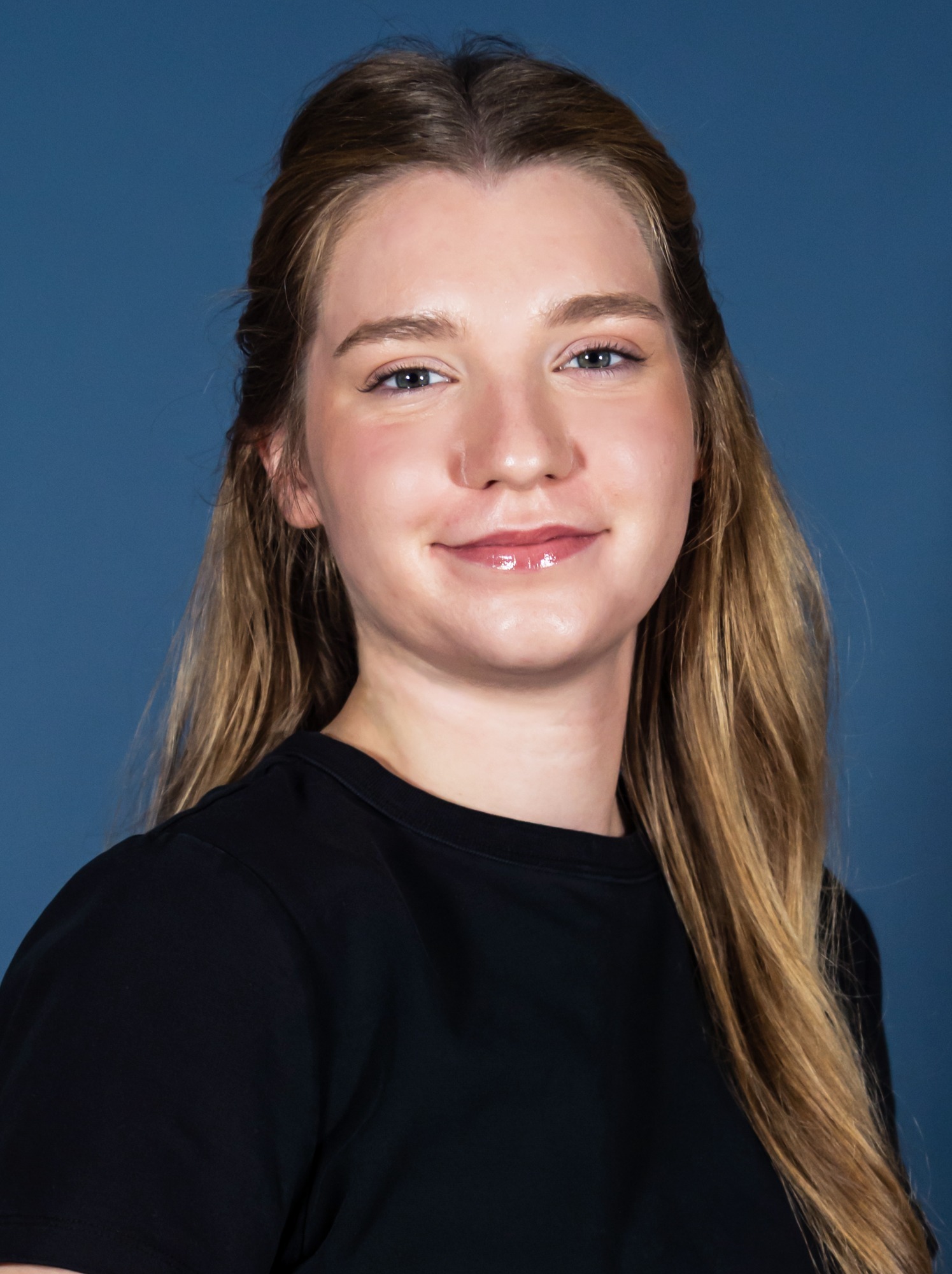 Vika Kozachok headshot (cooler tone)