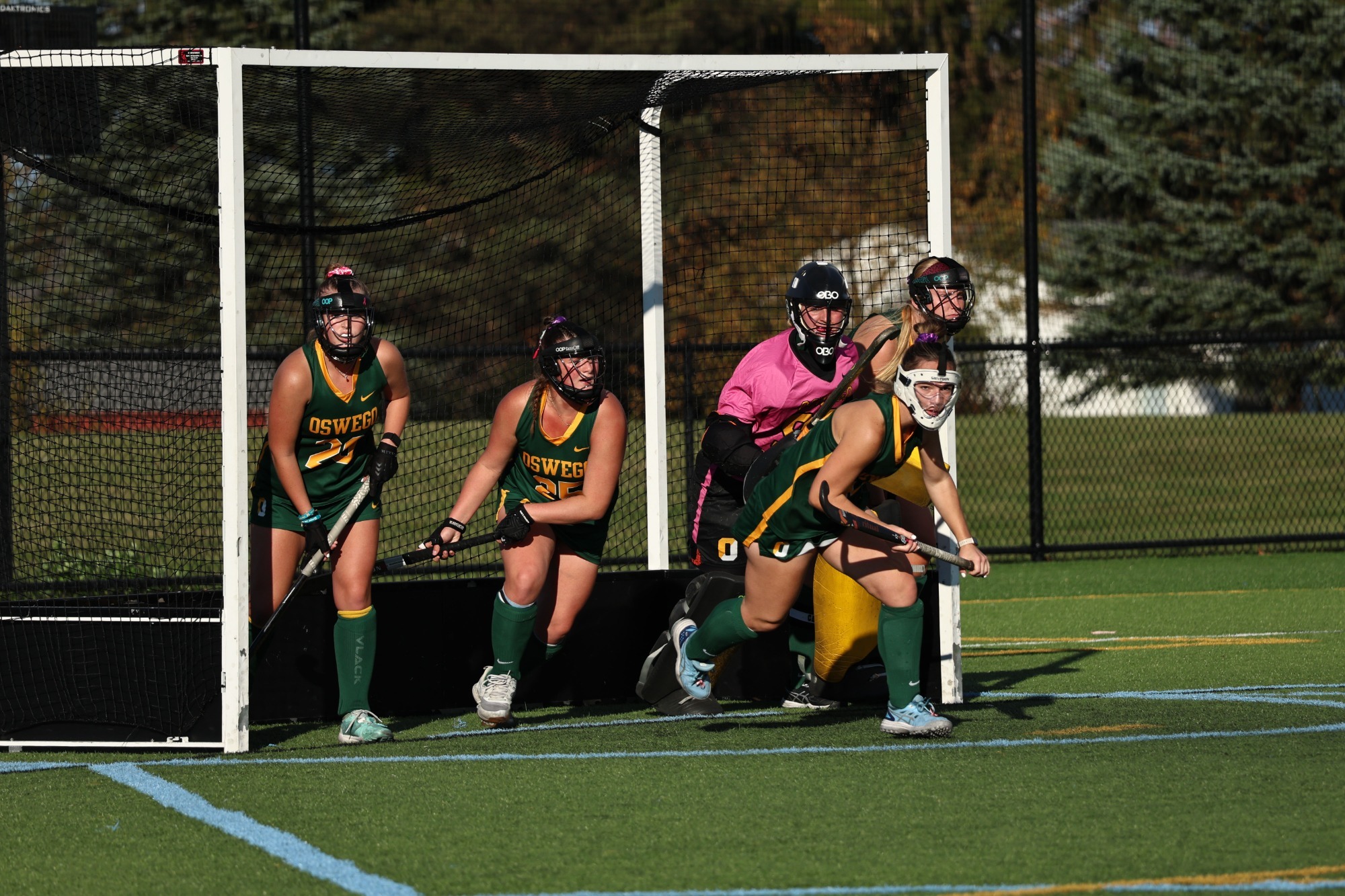 Field hockey defending a corner