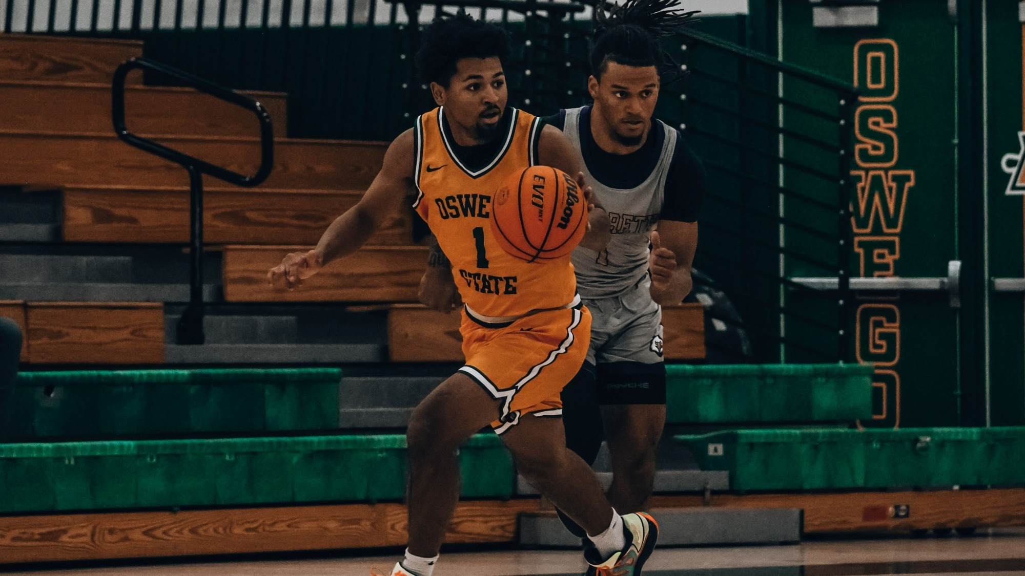 Freddie Fowler mens basketball