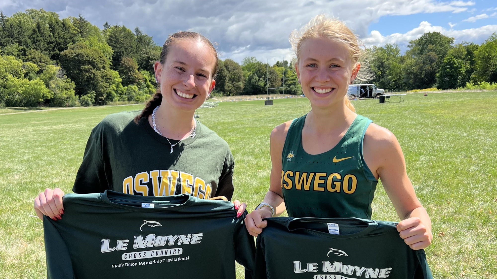 Elena Gaffney and Kyra Pellegrino at the Le Moyne Invite