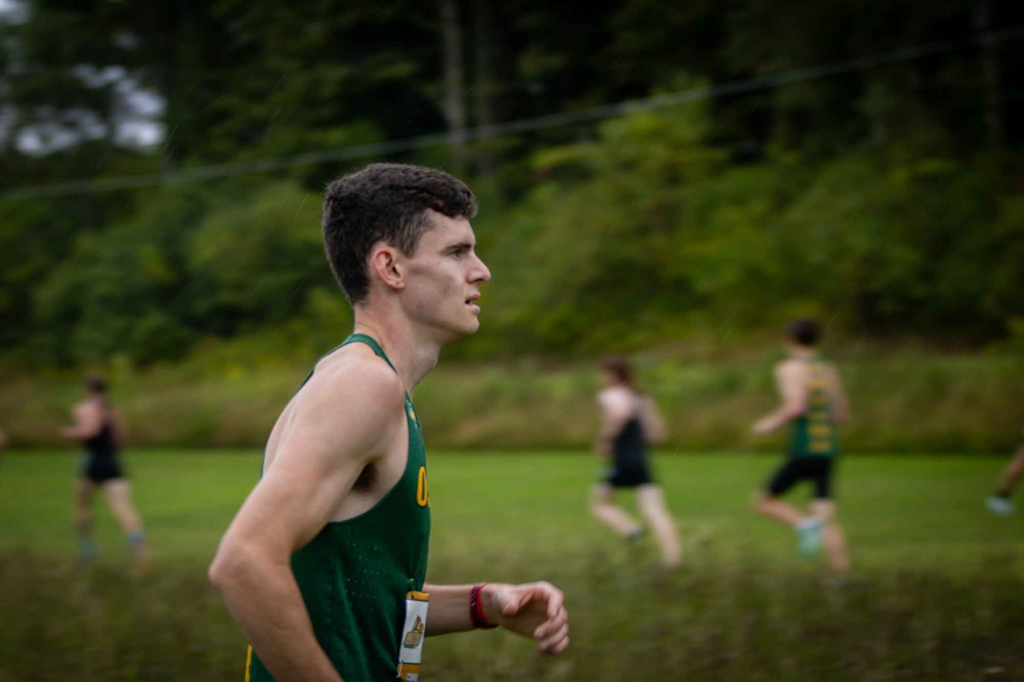 mens cross country runner