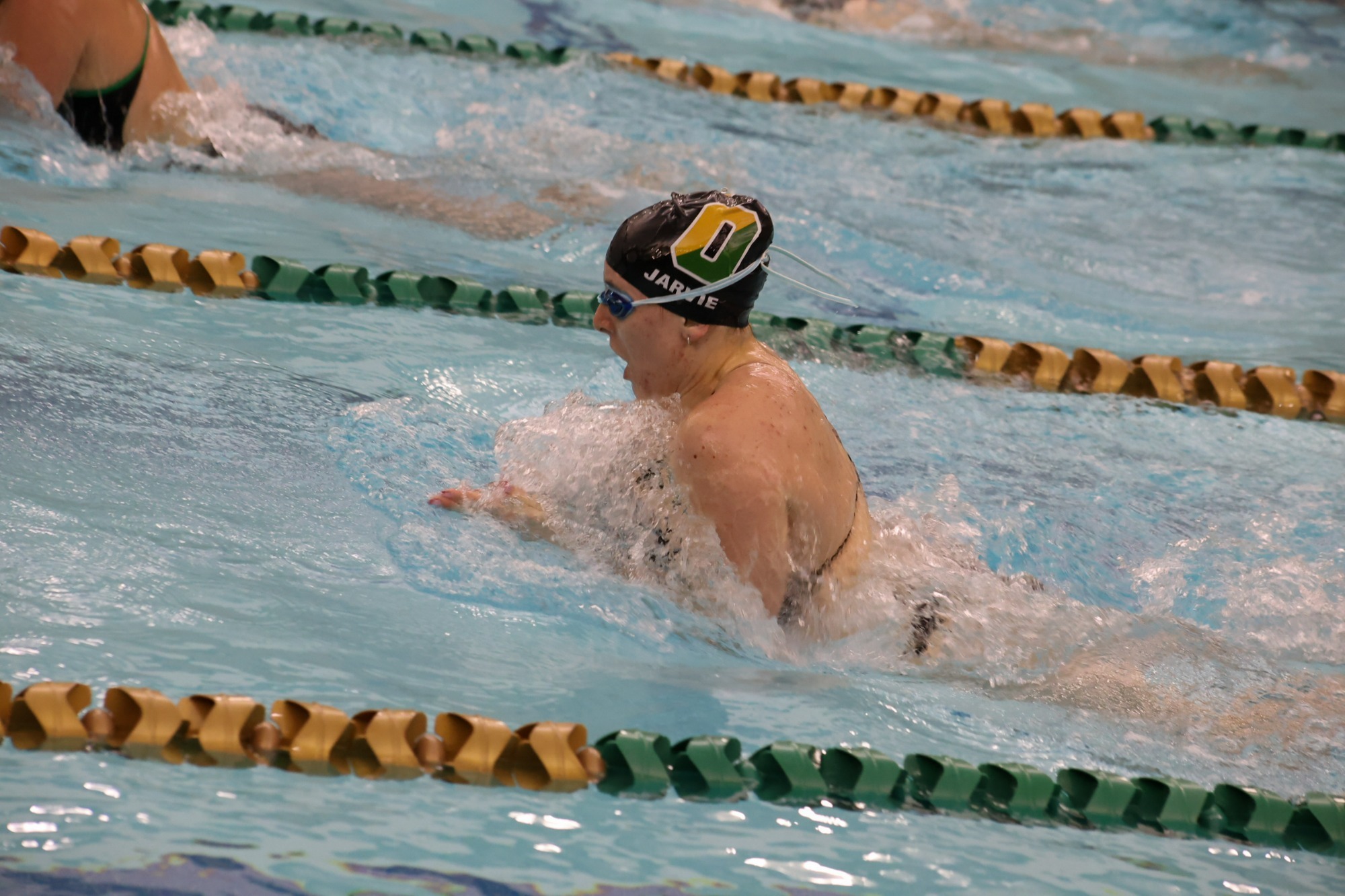 oswego womens swimmer