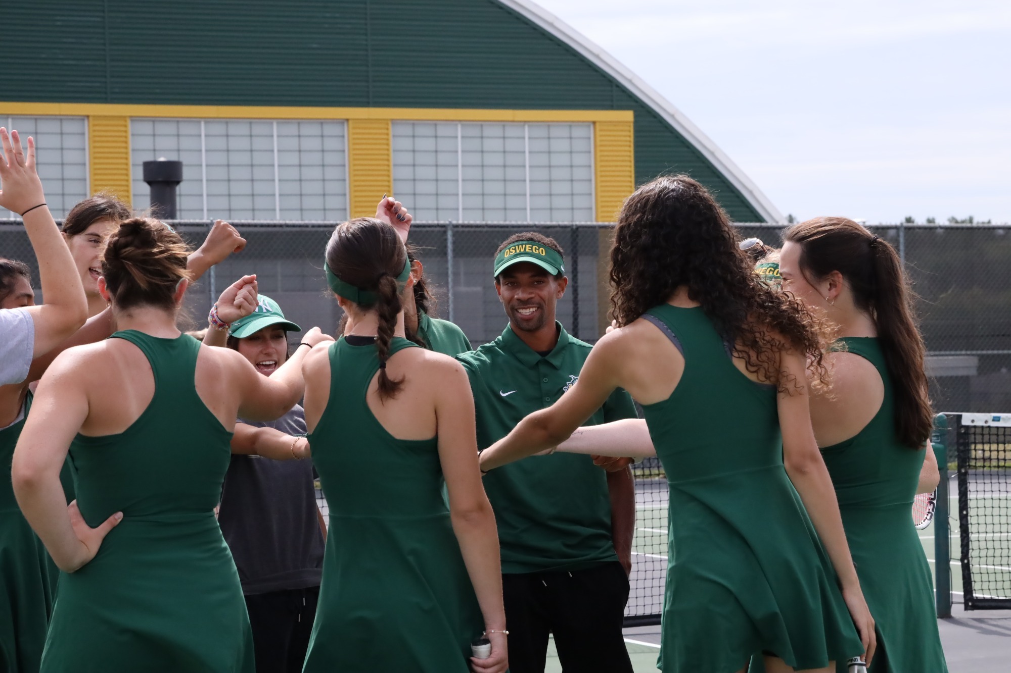 womens tennis team photo