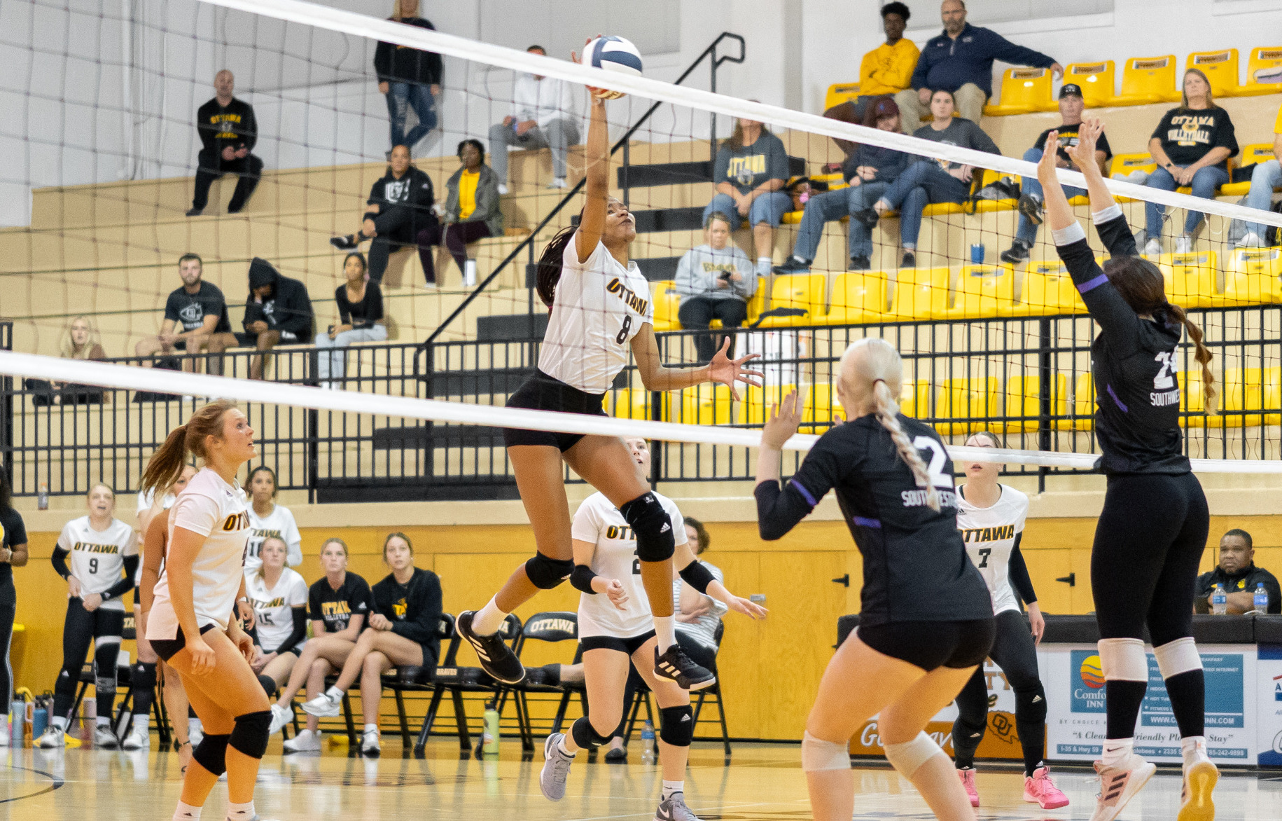(RV) Women's Volleyball Falls to (RV) Oklahoma Wesleyan, 30 Ottawa