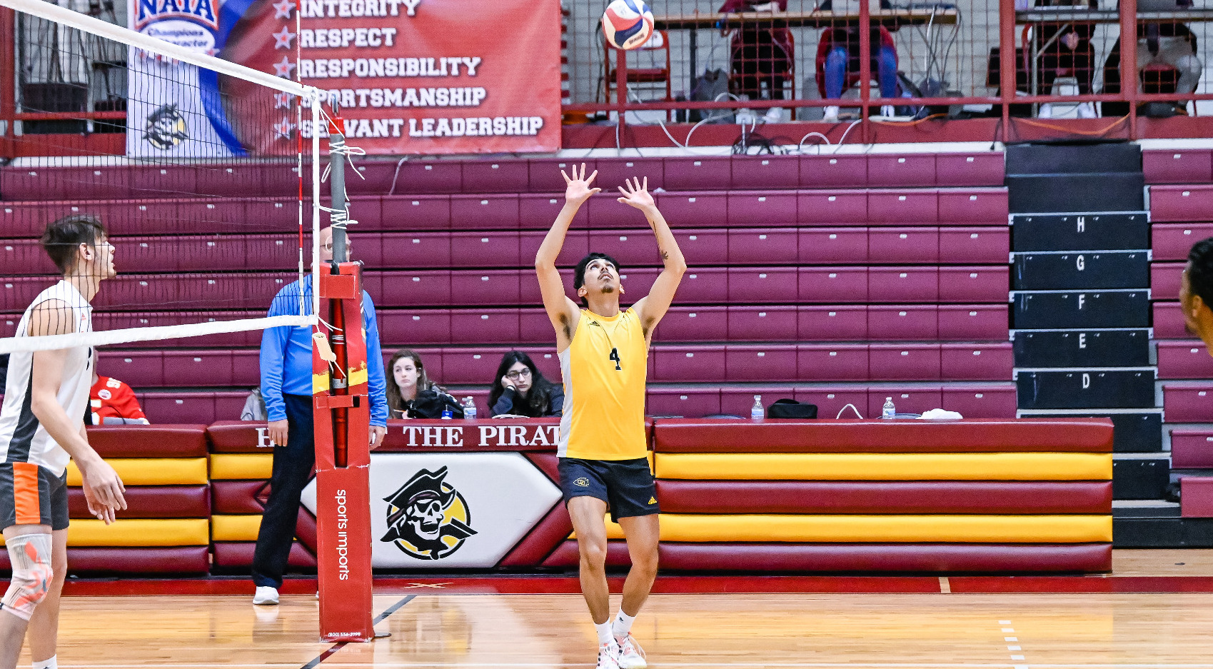 Andrew Salinas 2024 Men's Volleyball Ottawa University