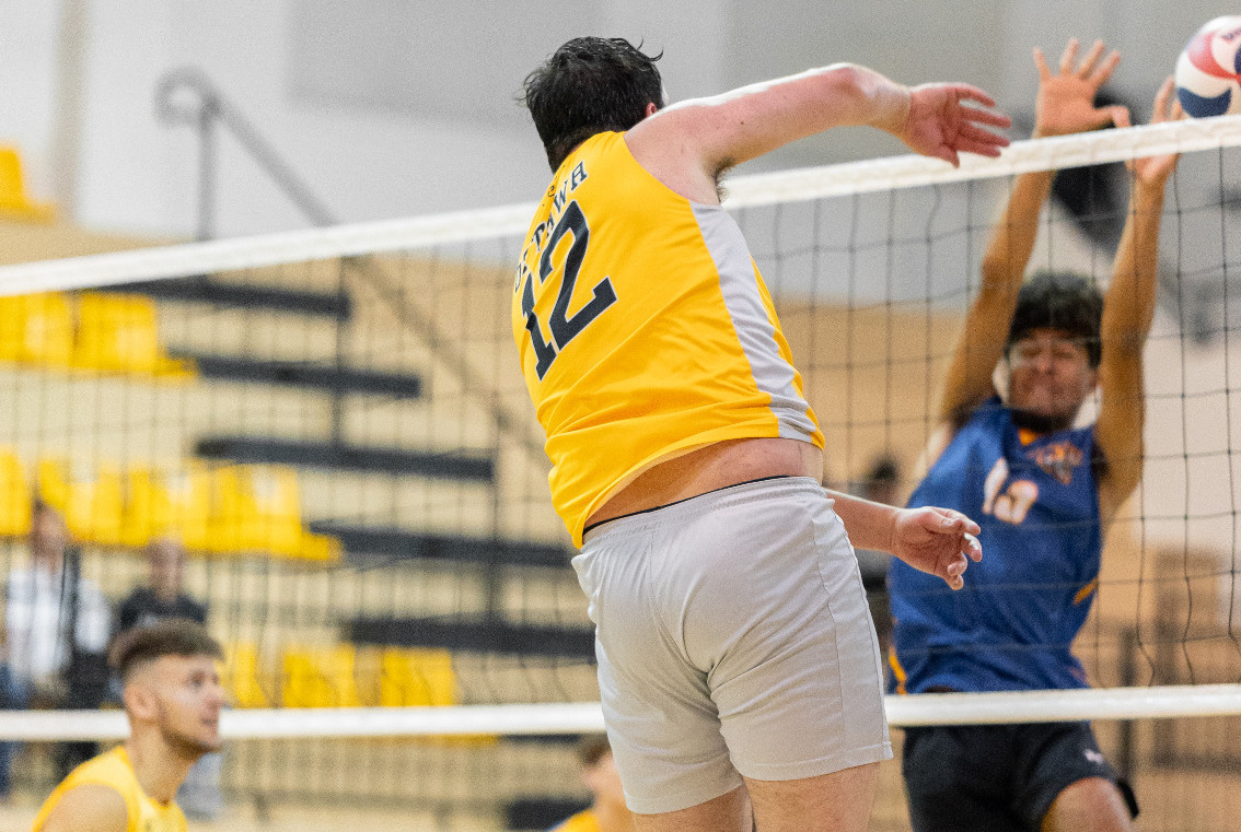 Men's Volleyball Bests Kansas Wesleyan, 30 Ottawa University