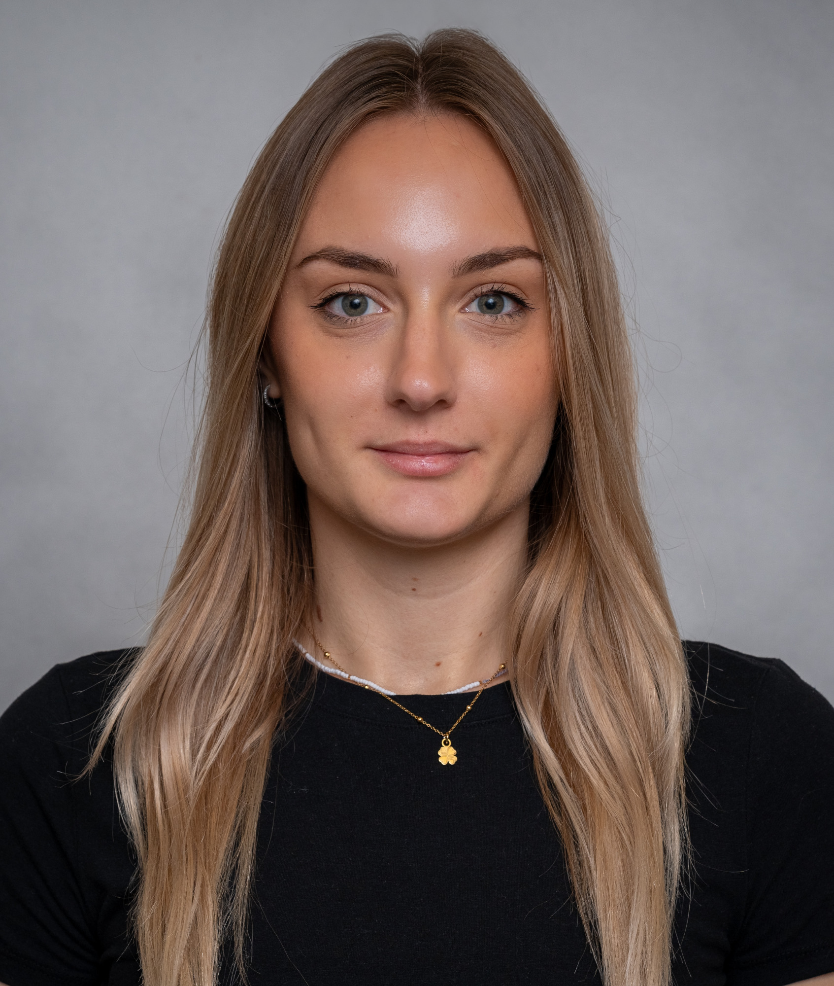 Bianchi_Elena_MugShot_2425
