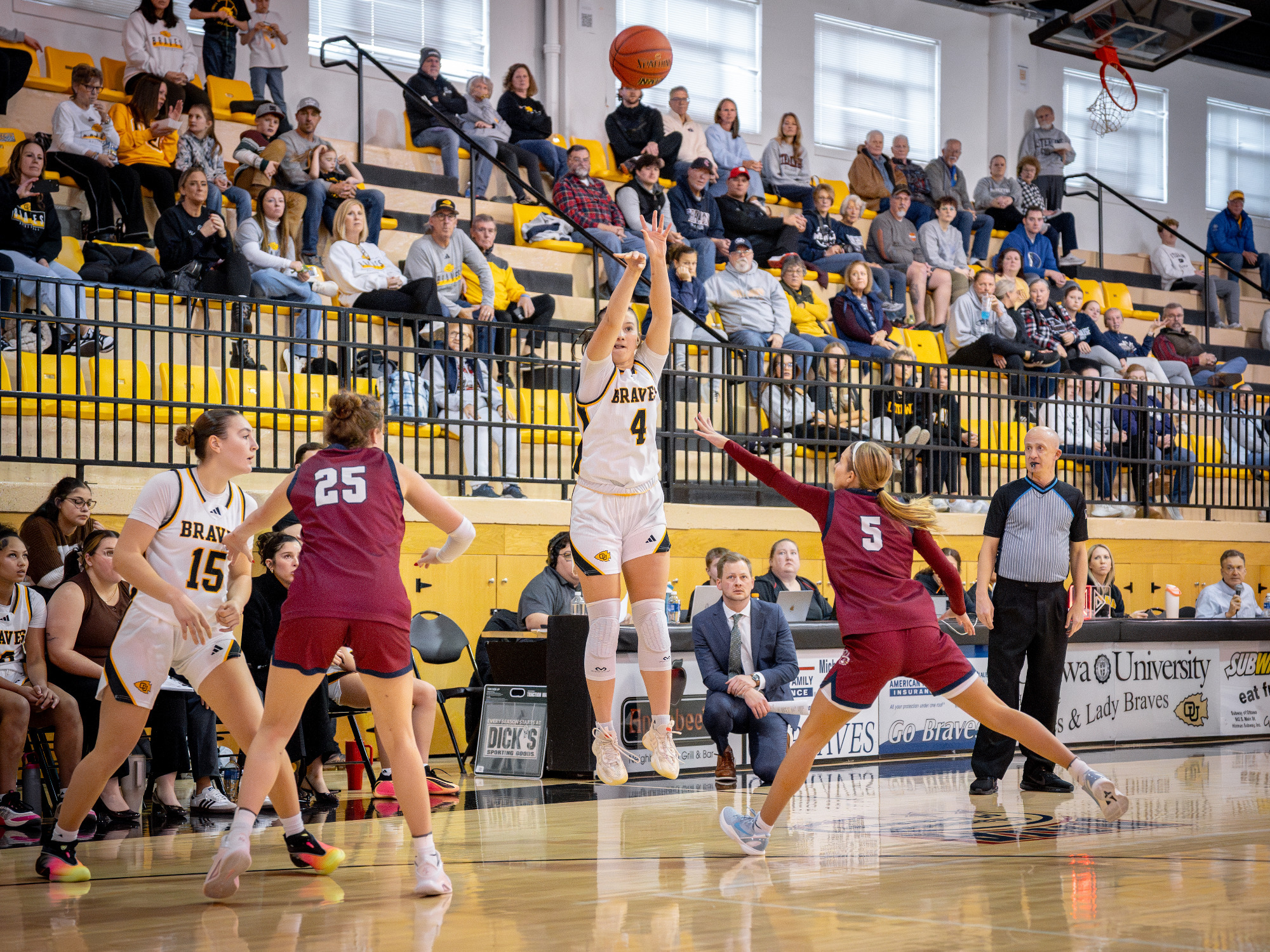 Dominique_Schutte_WBB2526_Sterling_3243234