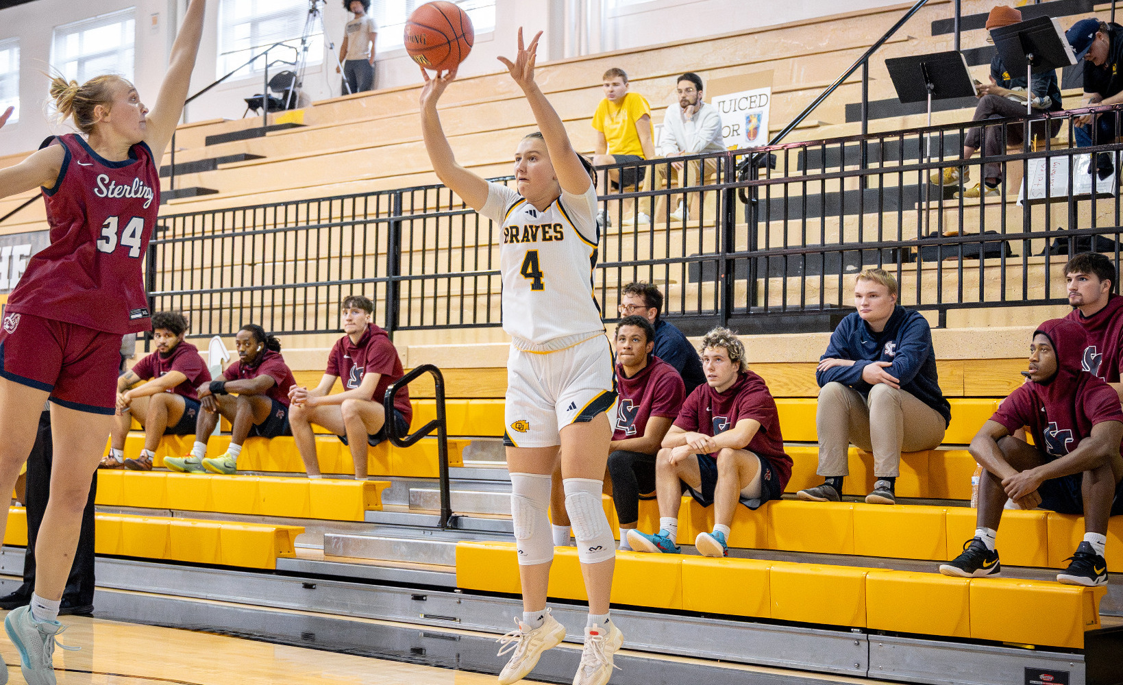 Dominique_Schutte_WBB2526_Sterling_32432