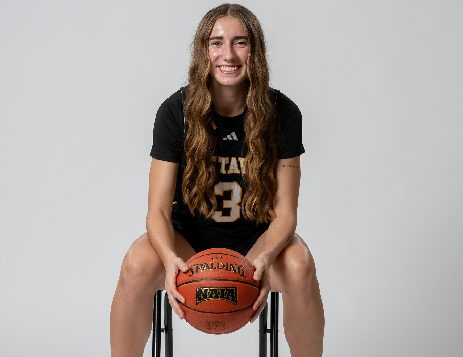 Kiana Hostetler Studio WBB2627 789