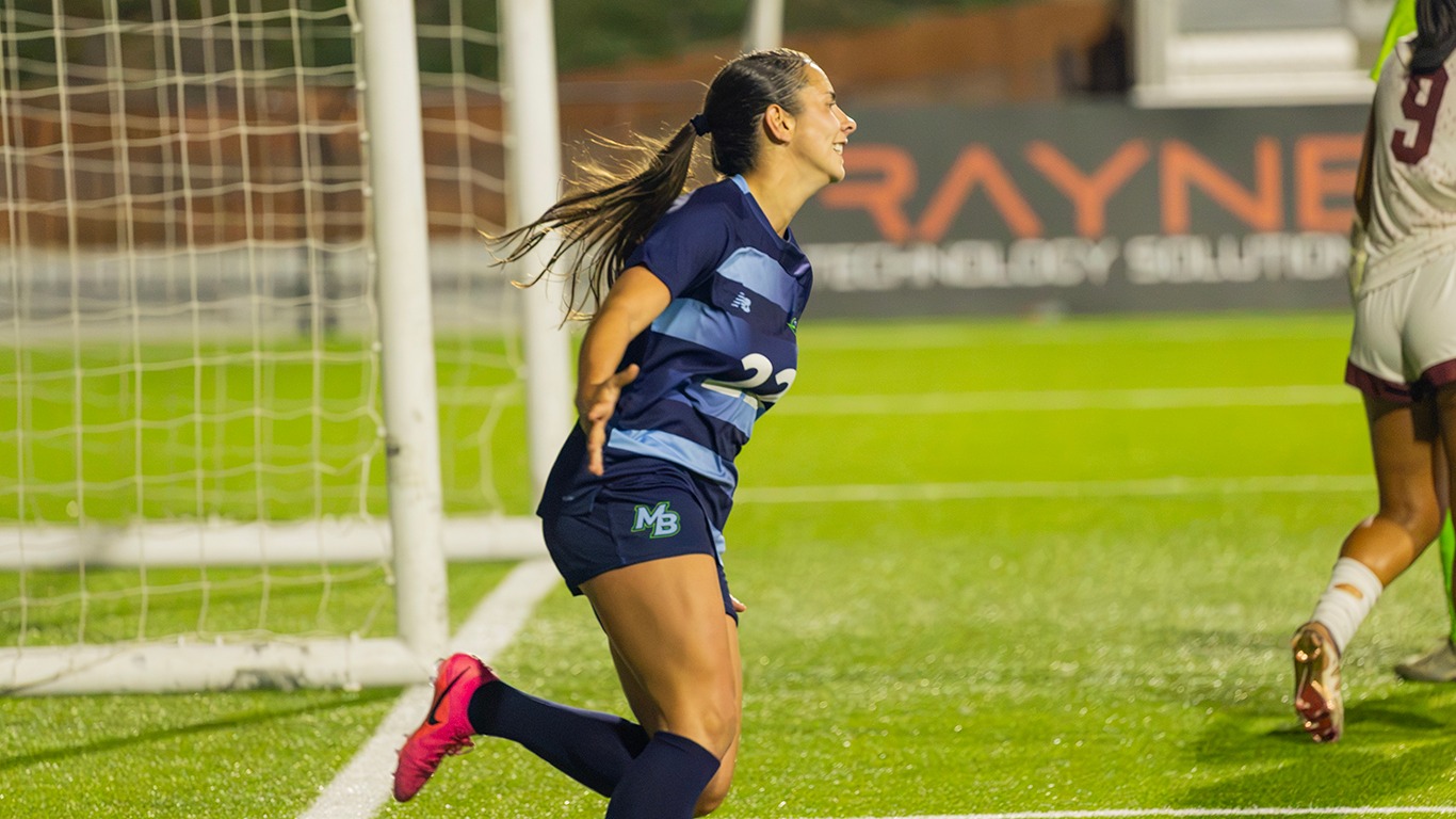 Juliana Dow goal versus DH 