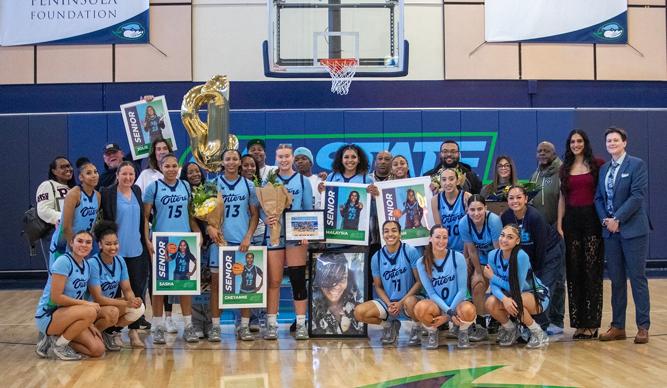 WBB Senior Day 25-26