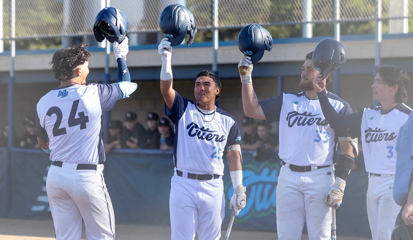 Benavidez home run celebration CSULA