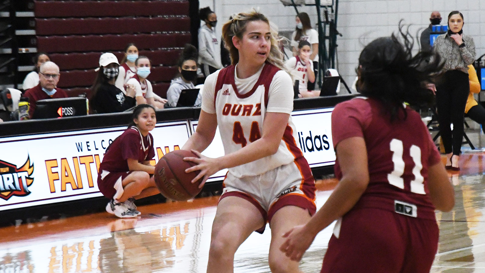 Valerie Van Dijk - Women's Basketball - OUAZ Athletics