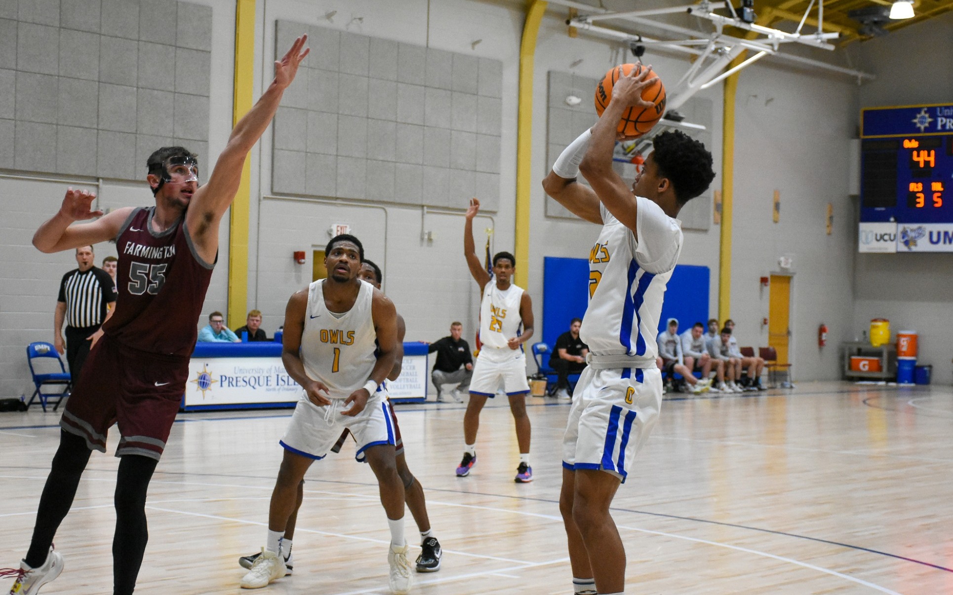 Akhe McMichael 202223 Men's Basketball University of Maine at