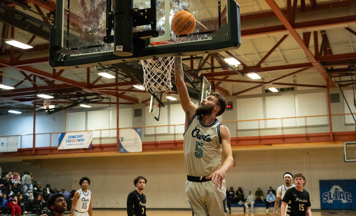 Joe Haze Austin score two of his career-high 30 points versus Principia