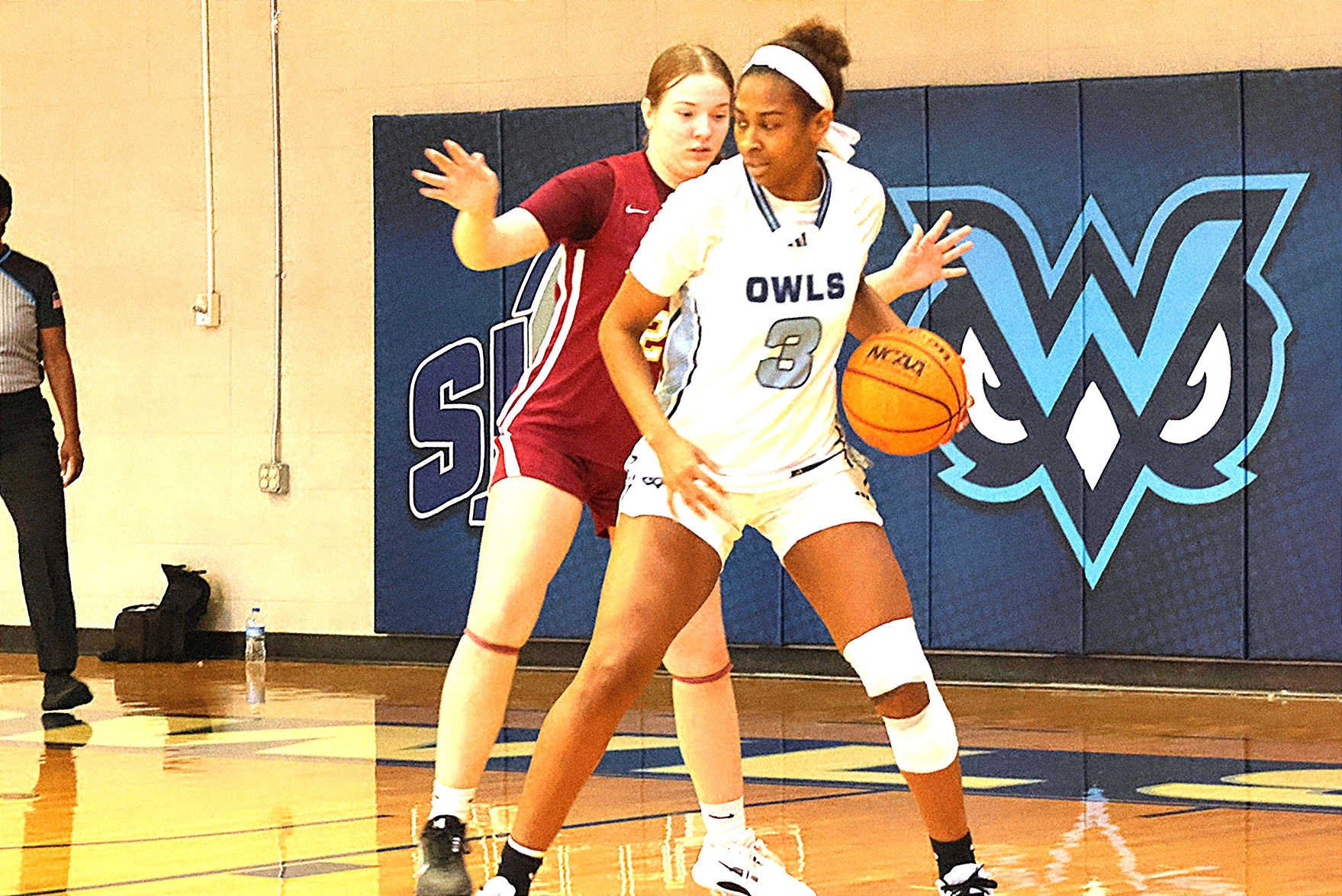 Mia Bowen led MUW with 28 points versus Eureka