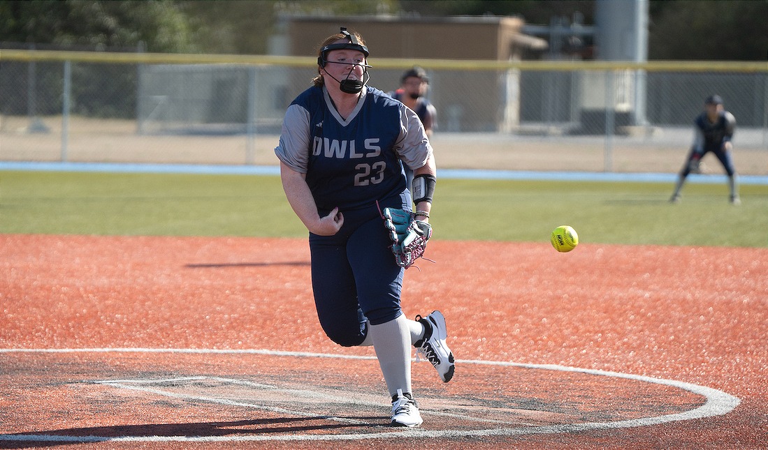 Sophomore pitcher Brooklyn Rhodes throwing a pitch
