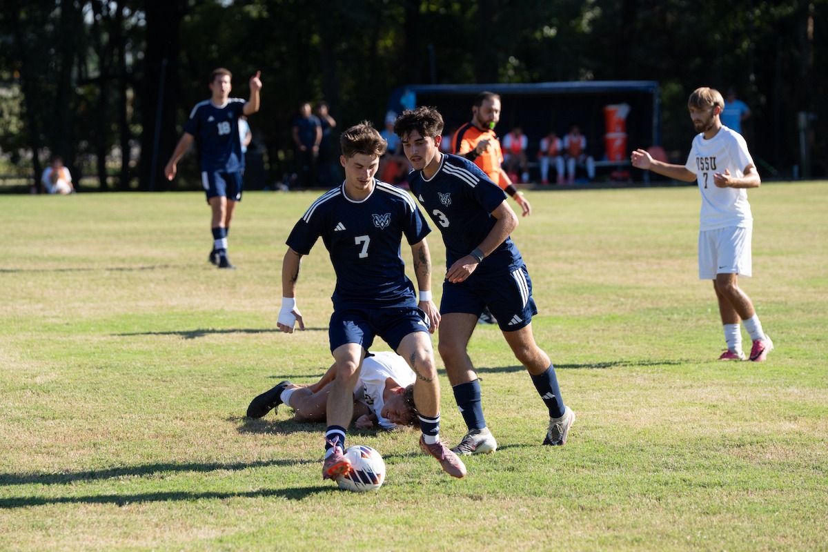 Preston Holmes (#7) versus USSU