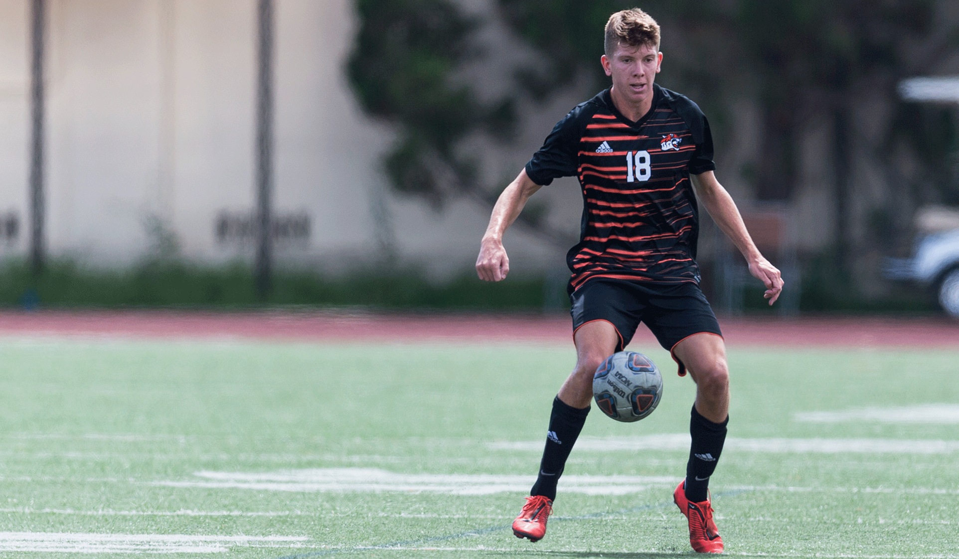 Oxy Beats ULV, Moves Into SCIAC Playoff Spot Occidental College