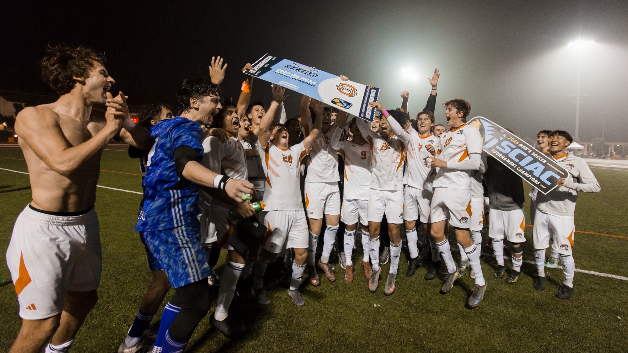 Men's soccer celebrates punching its ticket to the NCAA tournament