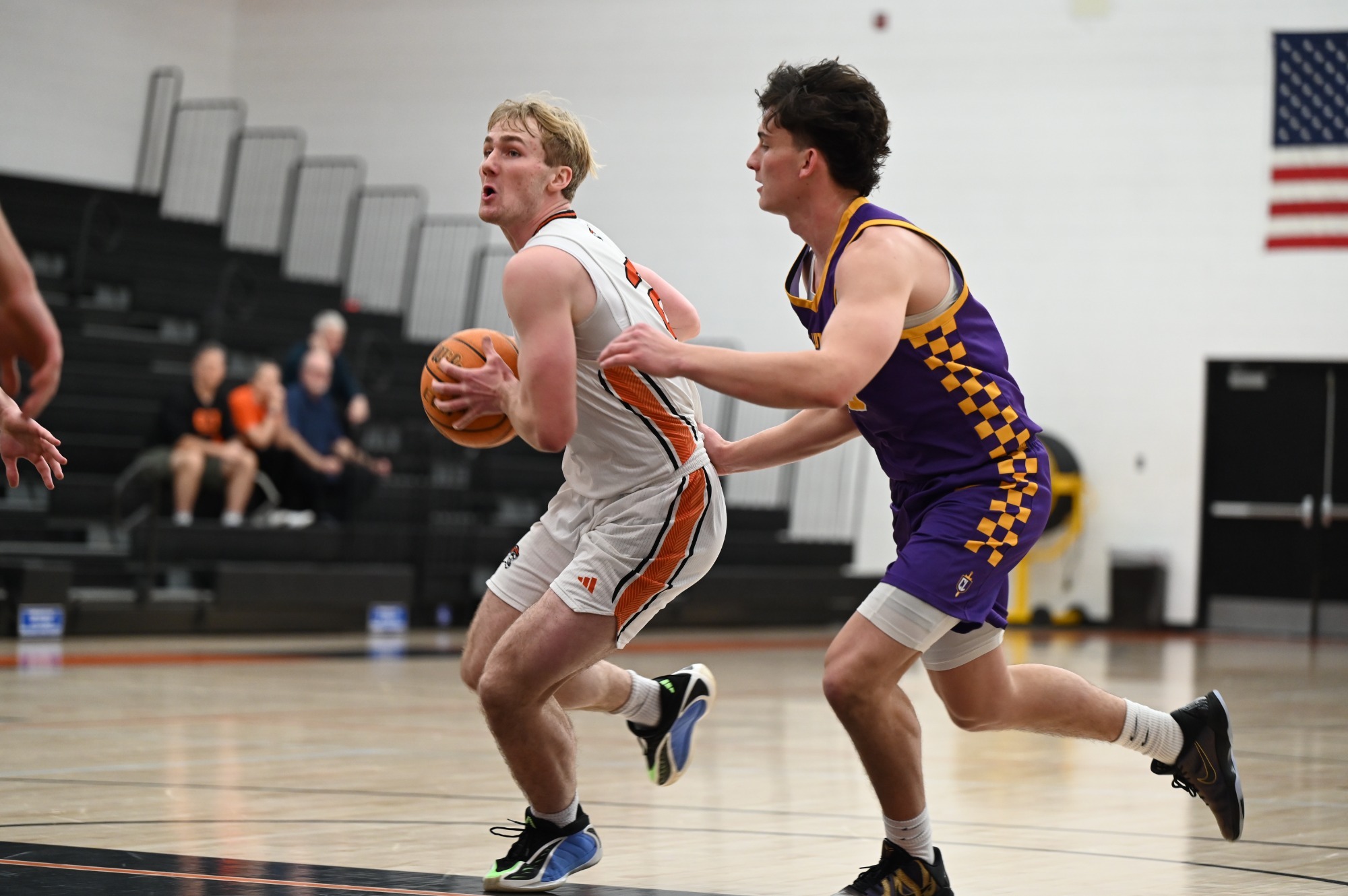 Atticus Boba drives to the rack