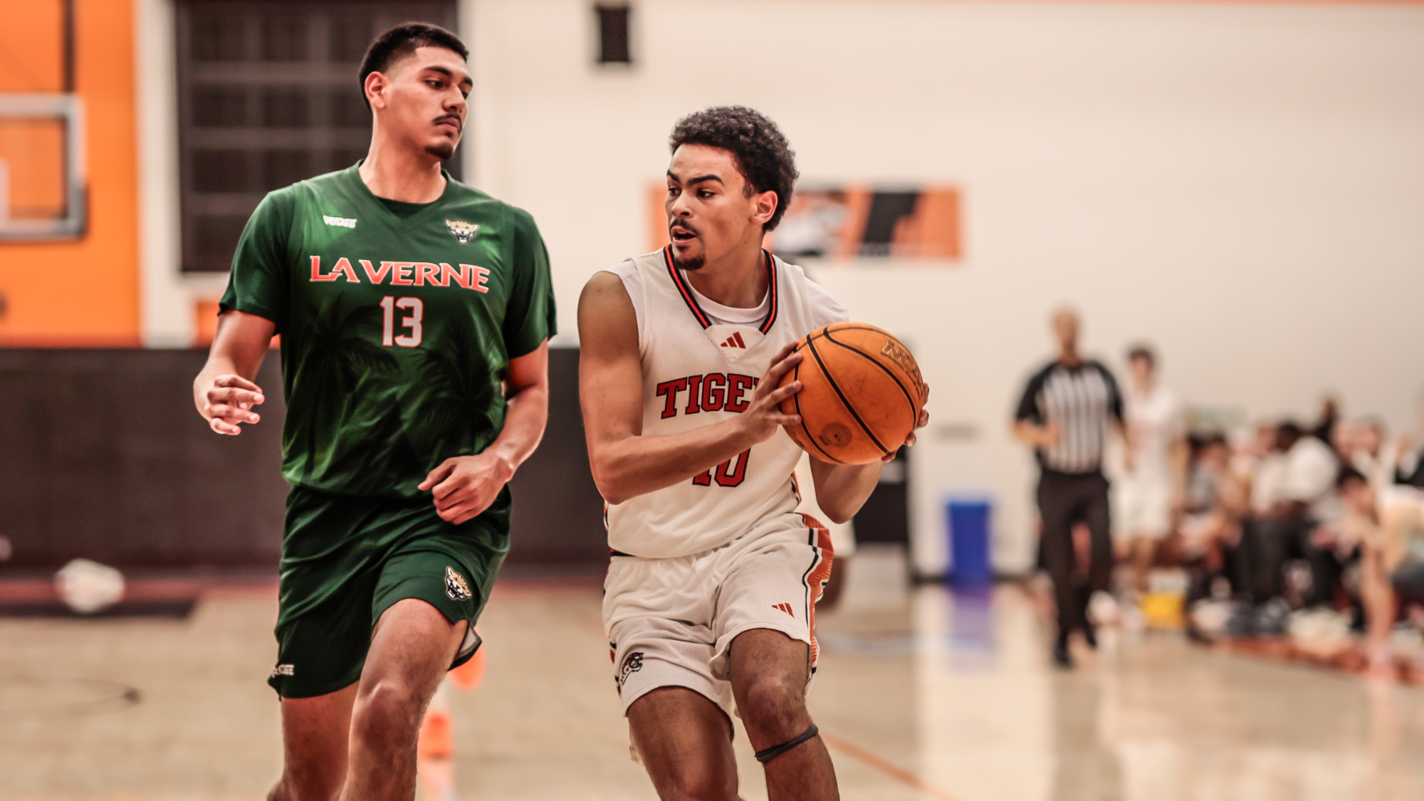 Nasir Luna drives to the basket