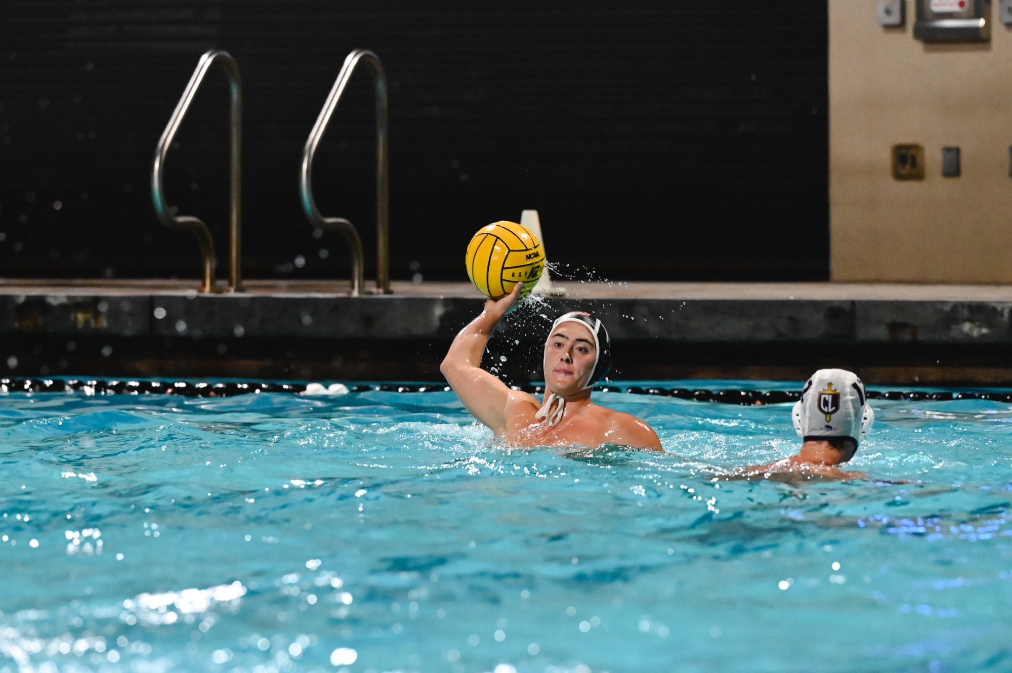 Washburn makes a pass