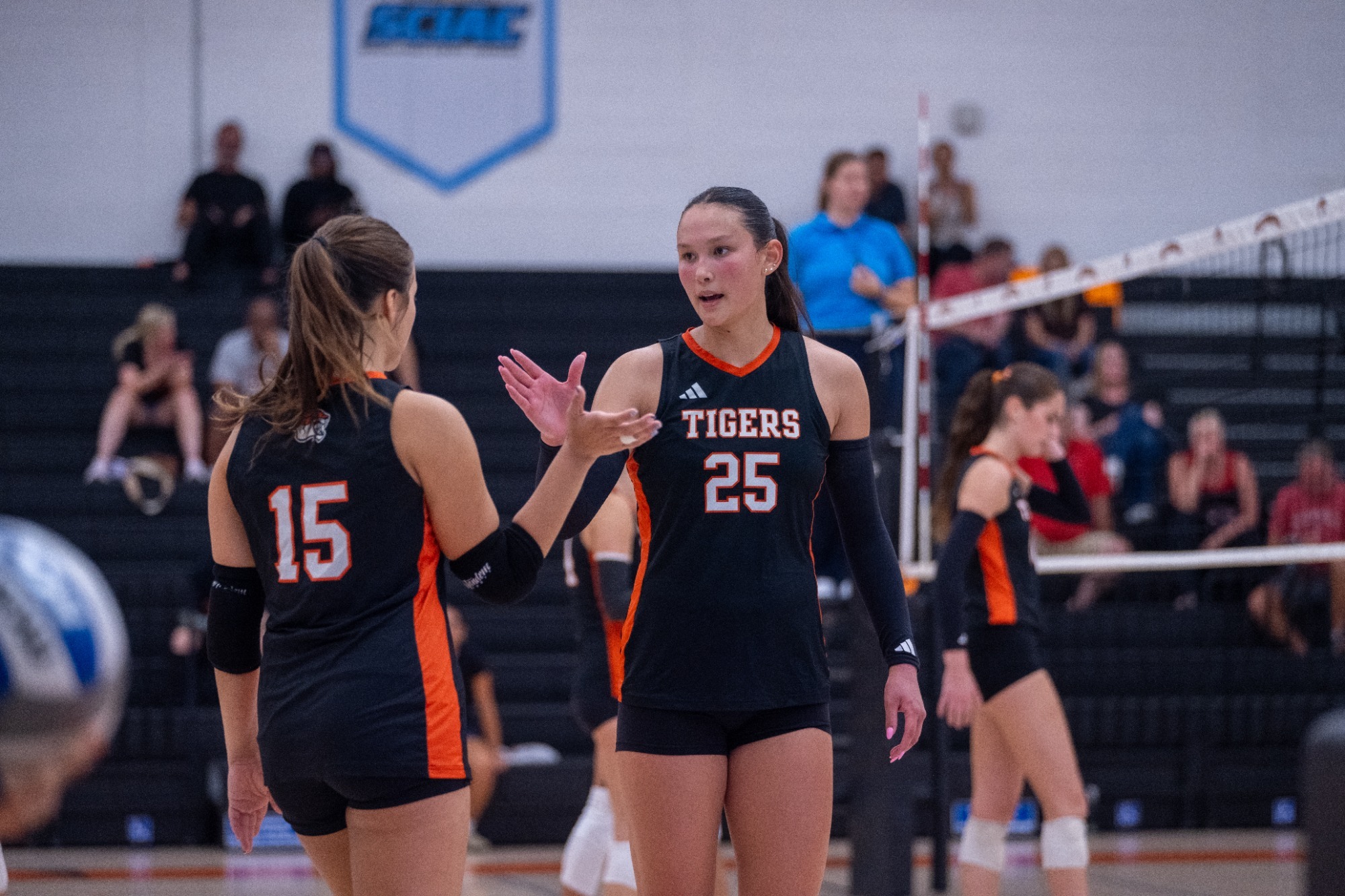 Shum and Hermosillo high-five after point