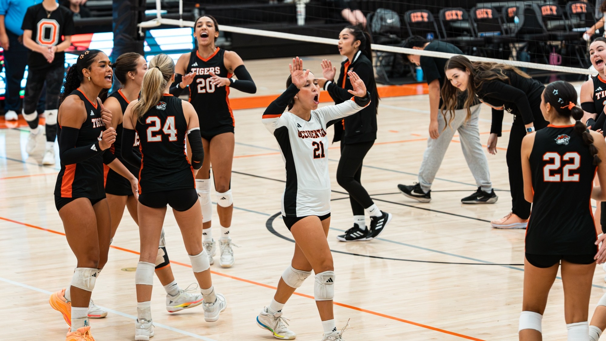 Eyleen Sanchez celebrates point
