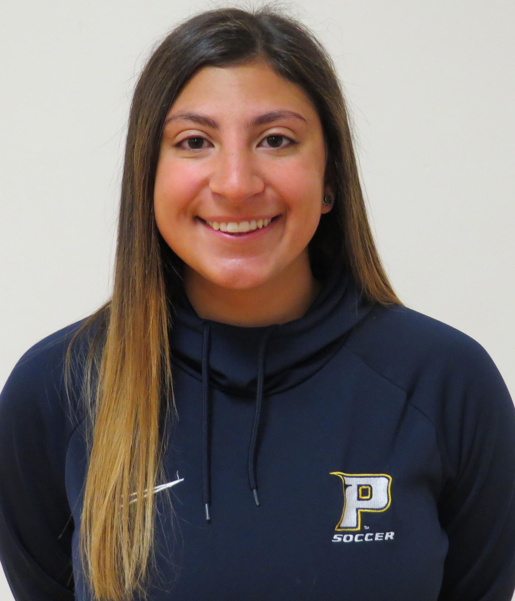 Hobika headshot 2021