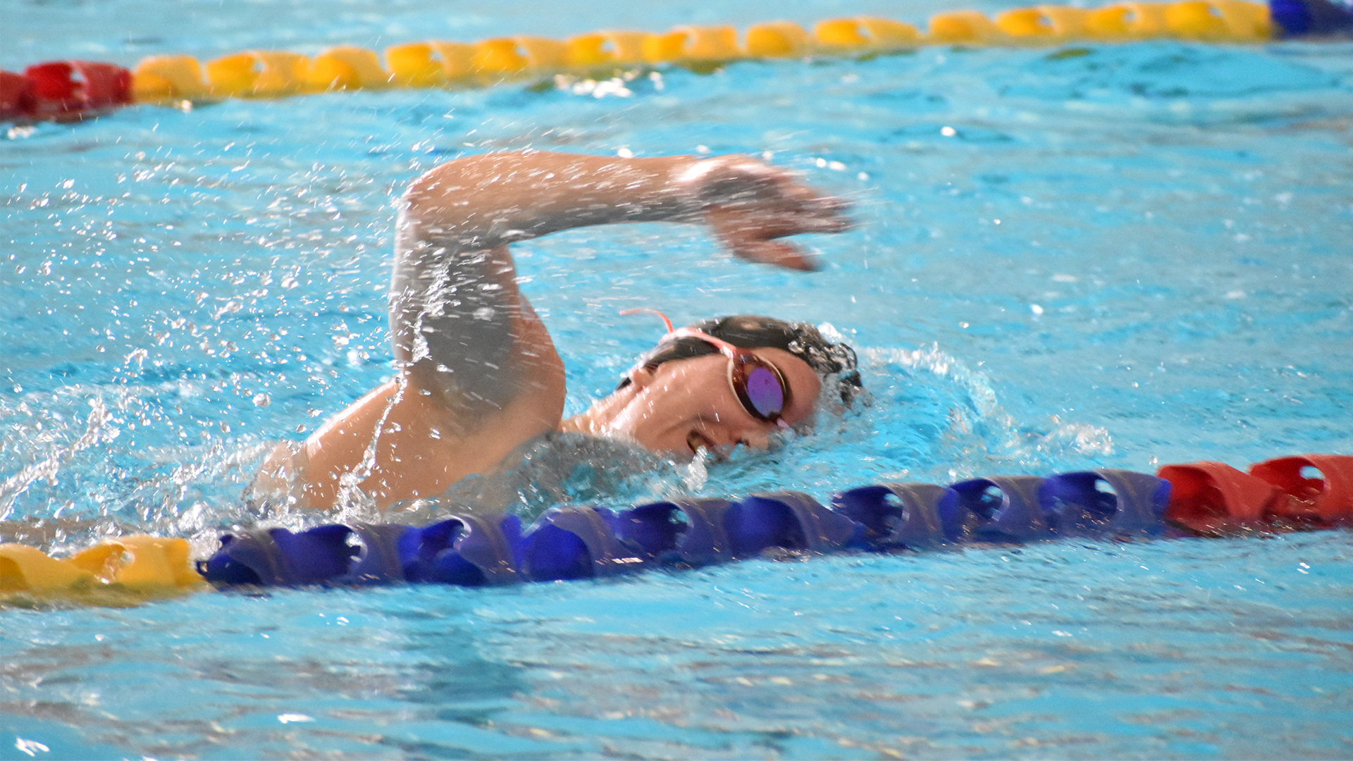 Caroline McKay 2025-26 WSWIM Action Shot