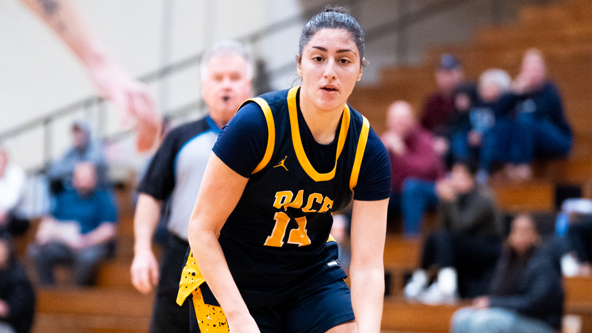 Cali Chiocchi 2025-26 WBB Action Shot