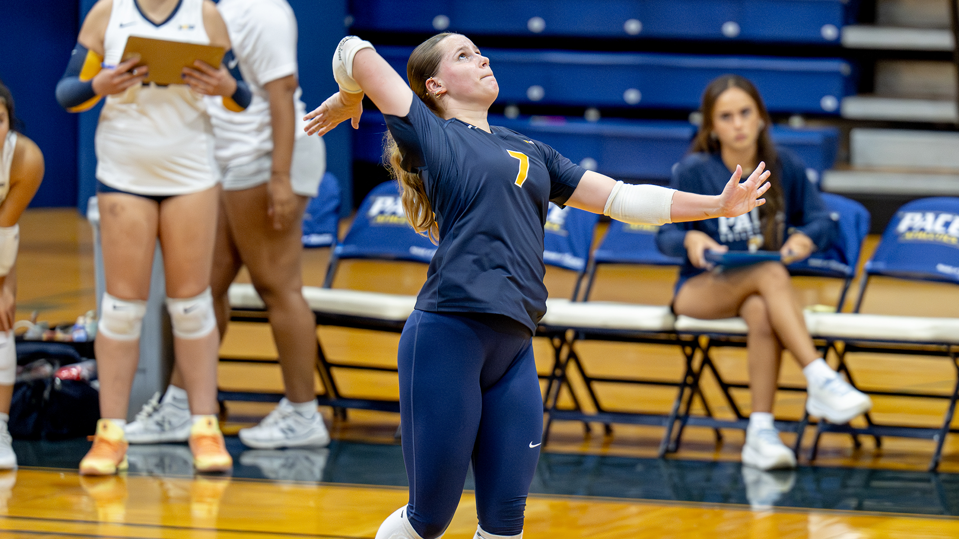 Alice Bender 2026 VB Action Shot