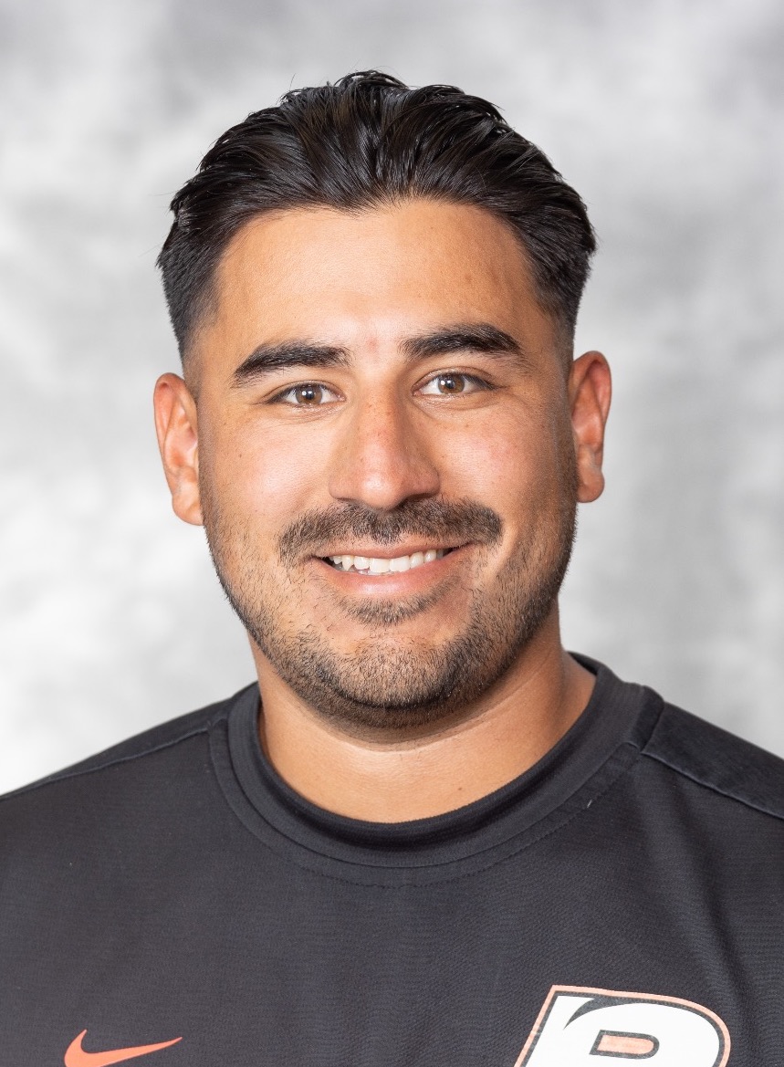 Head Shot David Elias